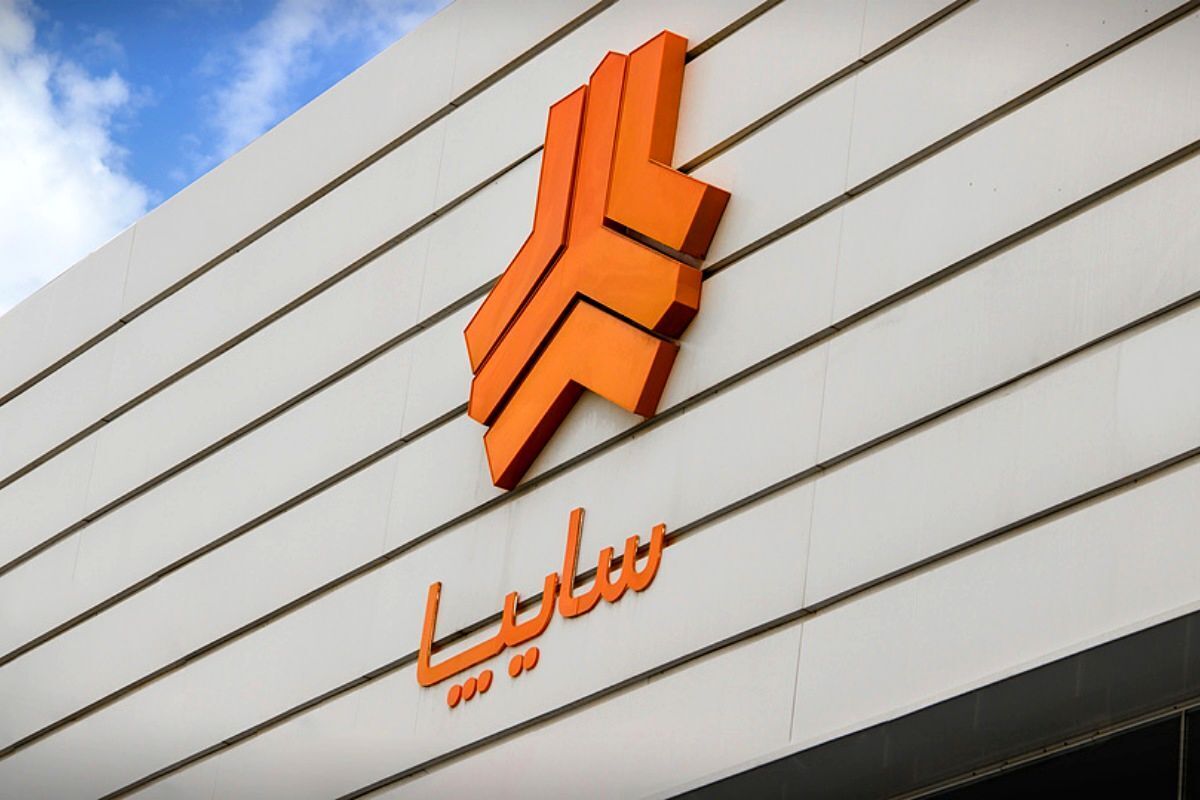 چرا خصوصی‌سازی ایران خودرو و سایپا متوقف شد؟