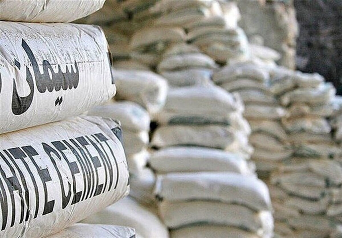 چرا سیمان گران شد اما قیمت فولاد ثابت ماند؟