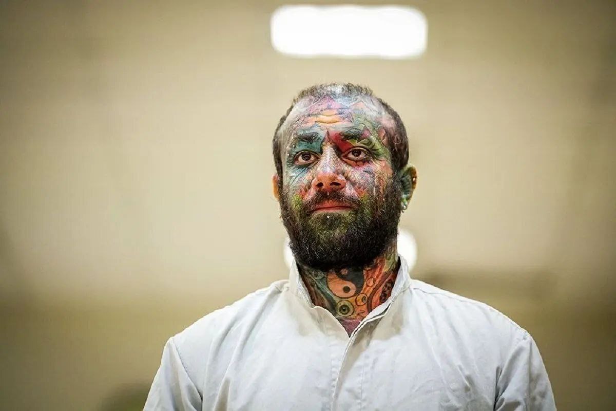 تتلو خودکشی کرد