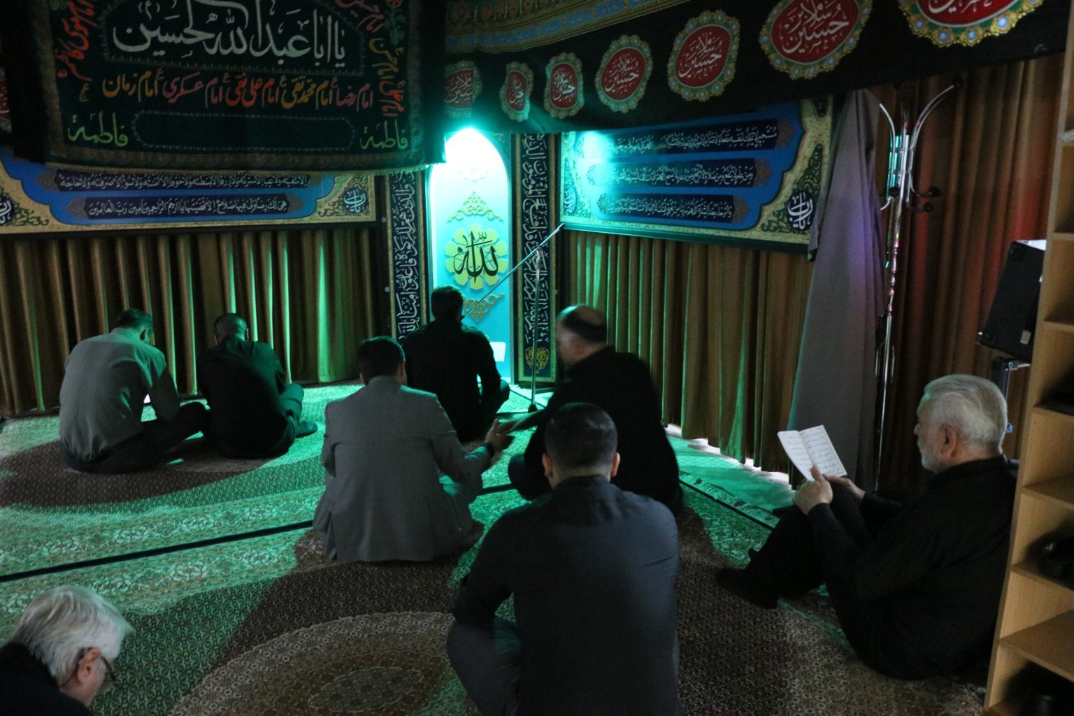 برگزاری مراسم زیارت عاشورا و عزاداری دهه اول محرم در شرکت توسعه صنایع بهشهر برگزاری مراسم زیارت عاشورا و عزاداری دهه اول محرم در شرکت توسعه صنایع بهشهر