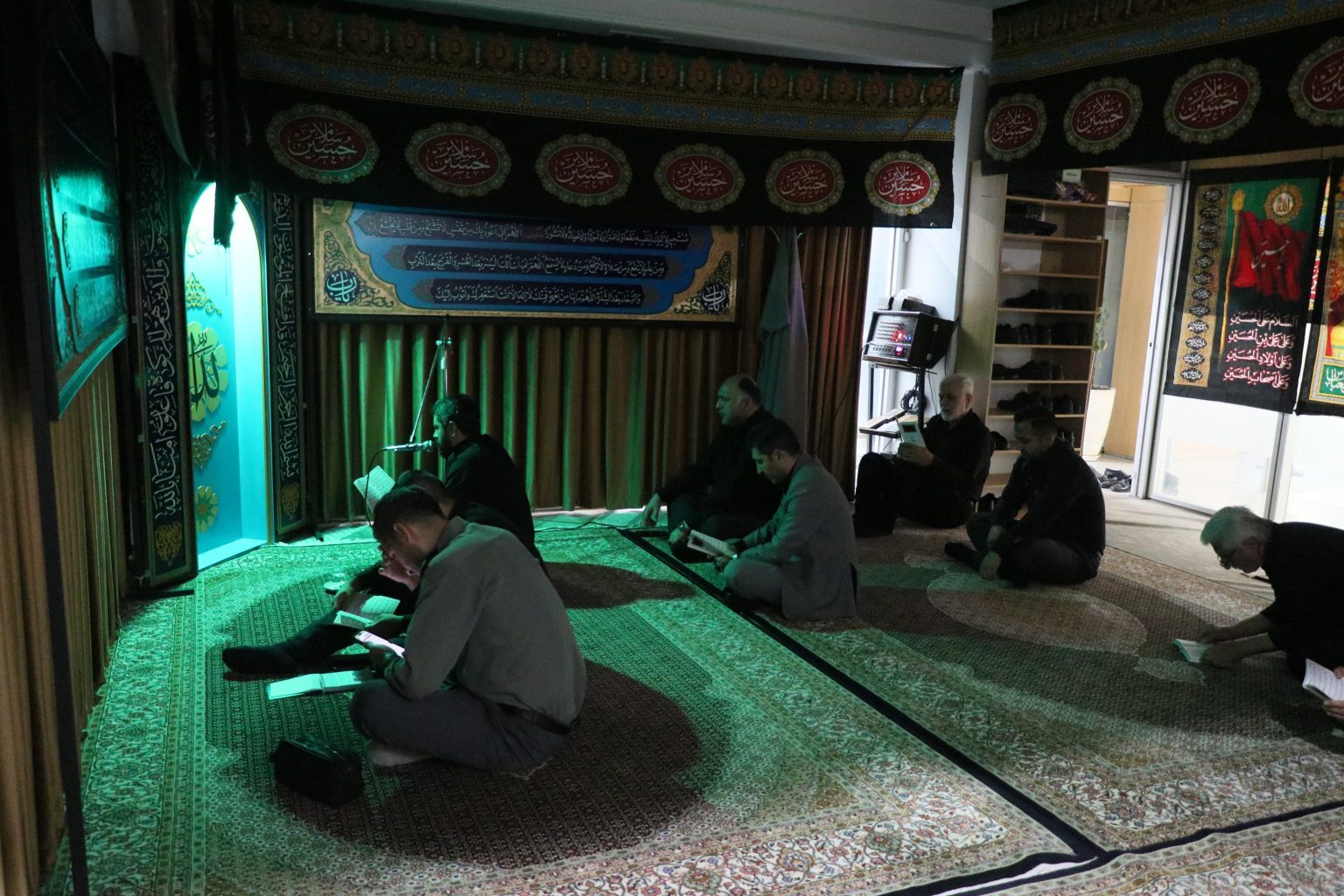 برگزاری مراسم زیارت عاشورا و عزاداری دهه اول محرم در شرکت توسعه صنایع بهشهر برگزاری مراسم زیارت عاشورا و عزاداری دهه اول محرم در شرکت توسعه صنایع بهشهر