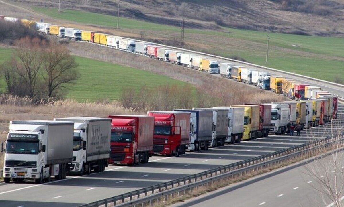 کرایه کامیون‌داران باید طی ۴۸ ساعت پرداخت شود