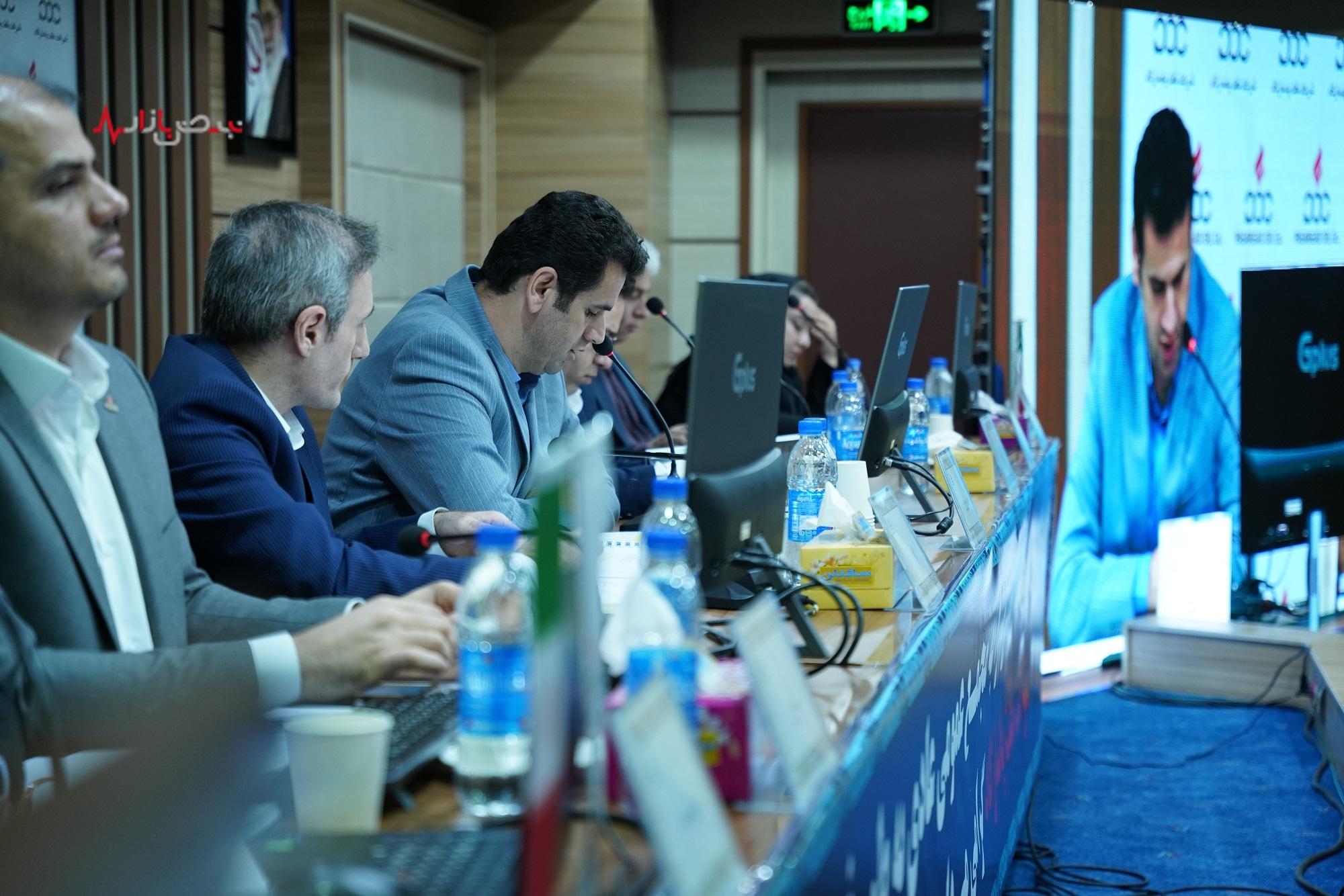 تقسم سود ۵۰۰ تومانی نفت پاسارگاد / انتقادها از دو چالش مطالبات معوقه و نپرداختن به موقع سود تقسم سود ۵۰۰ تومانی نفت پاسارگاد / انتقادها از دو چالش مطالبات معوقه و نپرداختن به موقع سود