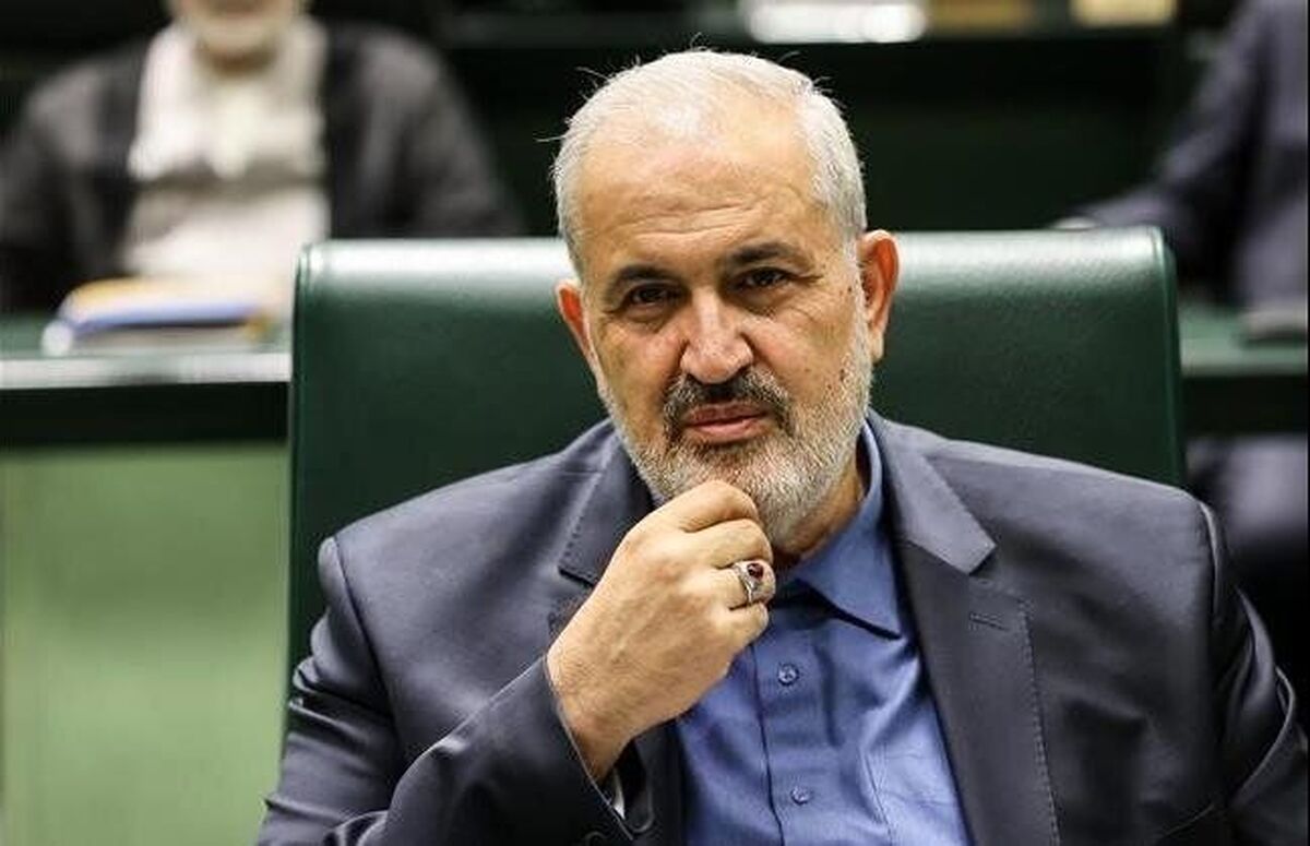 طرح استیضاح وزیر نیرو به ۱۰۰ امضا رسید