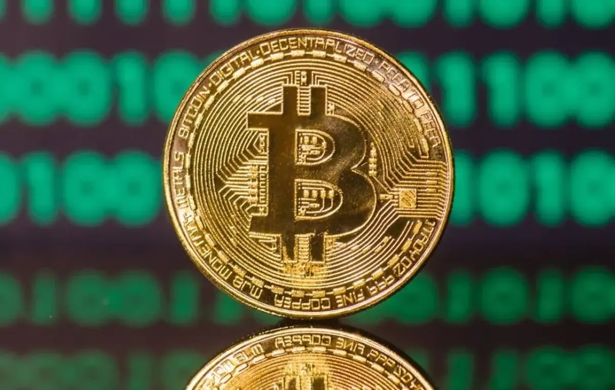 قیمت بیت کوین و ارز‌های دیجیتال امروز ۱۲ مرداد ۱۴۰۴ + جدول