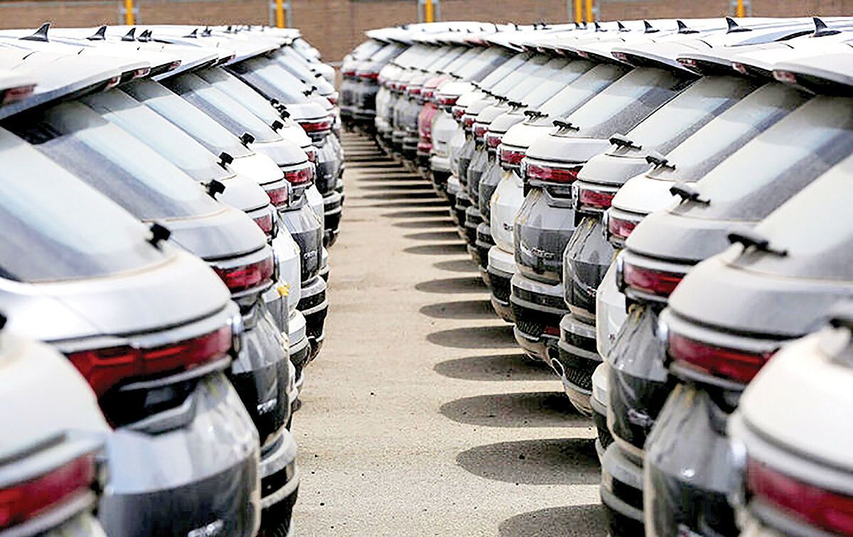 بازگشت به نقطه صفر/ تعرفه واردات خودرو دوباره ۱۰۰ درصد شد