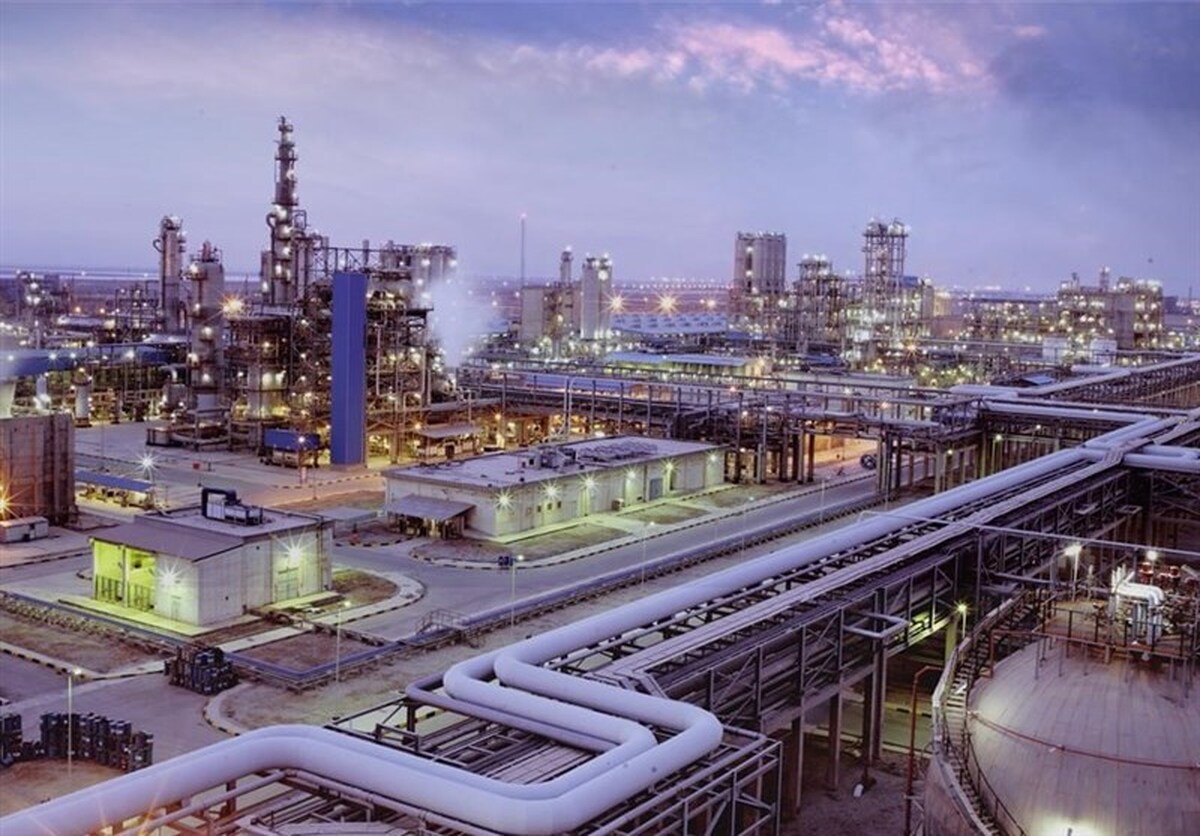 مصرف آب و دغدغه‌های زیست‌محیطی؛ چالش جدی پتروشیمی کرمانشاه در ۱۴۰۴