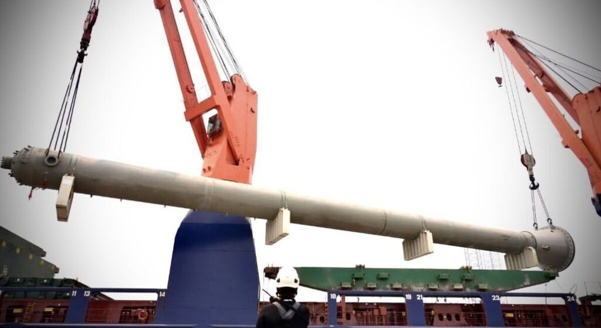 شمارش معکوس برای راه‌اندازی کامل پتروشیمی هنگام آغاز شد / رآکتور اوره هنگام آماده نصب می‌شود