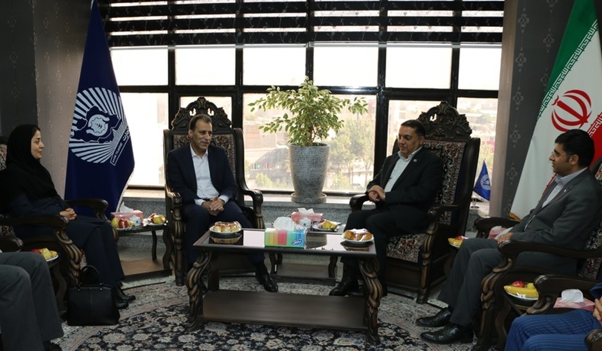 بازدید مدیرعامل بیمه تجارت‌نو از شعبه زنجان و دیدار با مسئولان استان