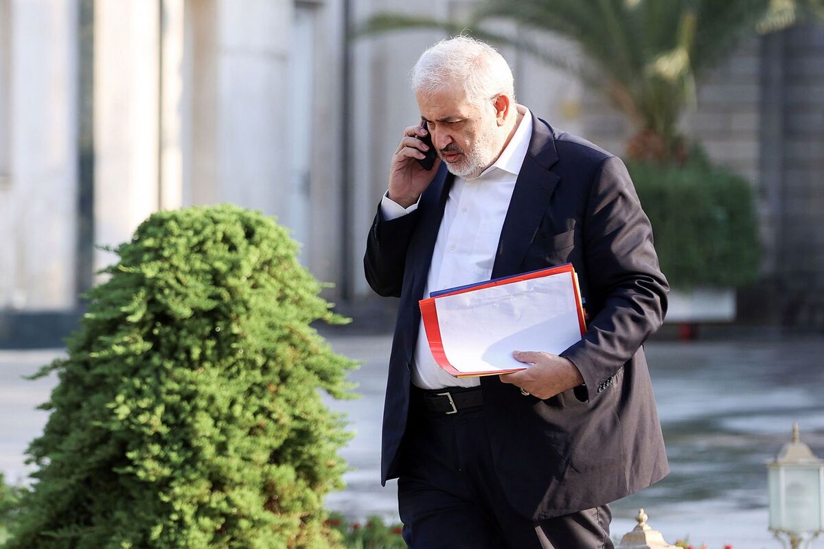 وزیر نیرو زیر تیغ نقد مجلس/ چرا علی آبادی در آستانه استیضاح است؟