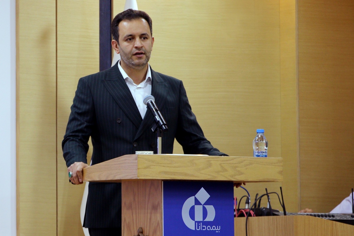 برگزیدگان لایحه‌ برتر مدیریت حقوقی بیمه دانا در سه‌ماهه دوم سال معرفی شدند