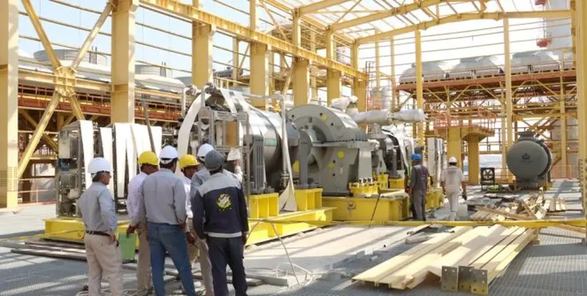 نصب موفق دو کمپرسور و یک توربین واحد سنتز متانول پتروشیمی سیراف انژری