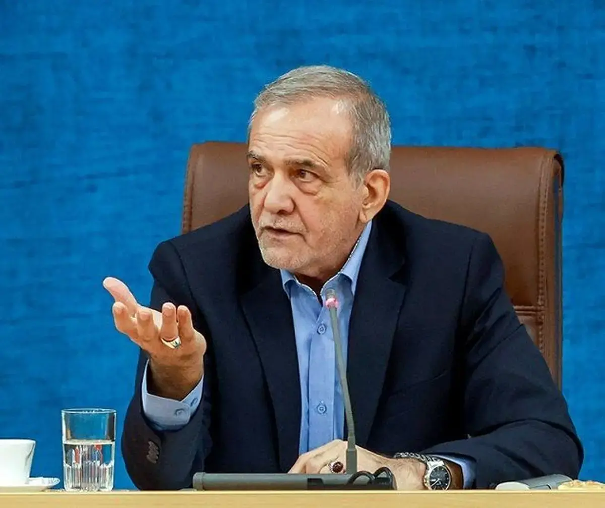 ۵ میلیون تومان از حقوق پزشکیان کم شد 