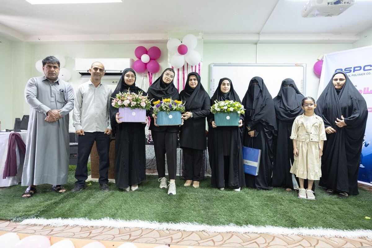 کارگاه سلامت بانوان با همکاری درمانگران آریاساسول در دبیرستان اخند برگزار شد