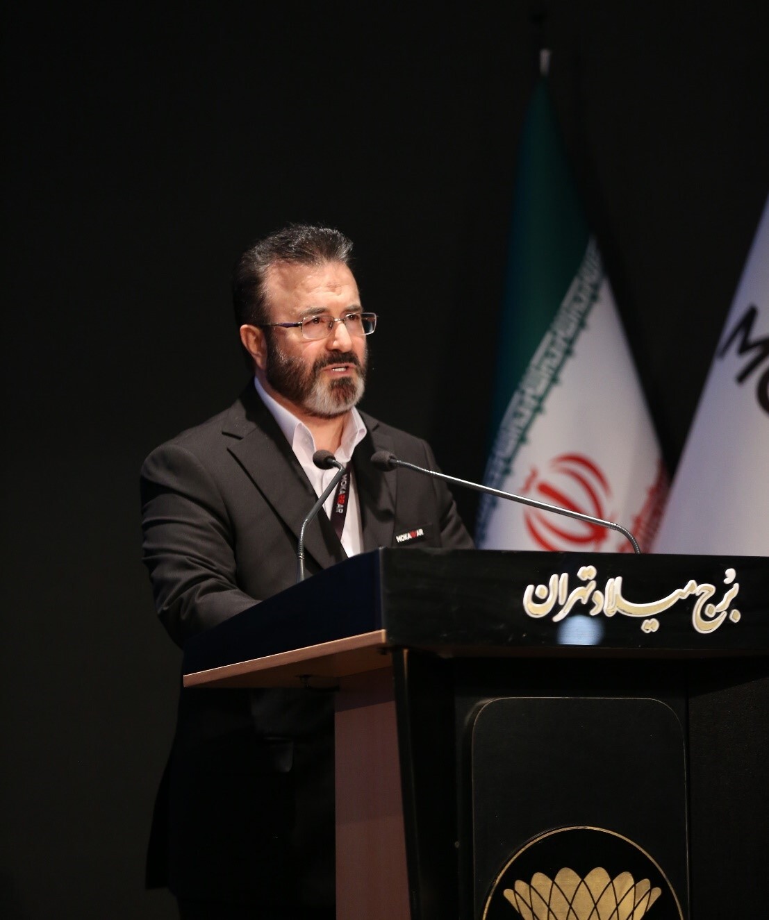 رونمایی از هویت جدید هلدینگ مواد مهندسی مکرر؛ فصل تازه تحول در صنعت مواد مهندسی