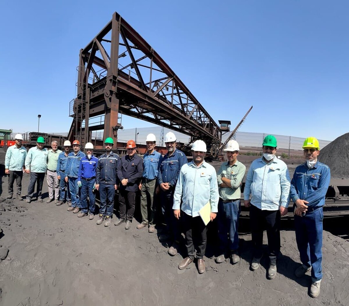 بازدید از واحدهای مختلف انباشت و برداشت بخش مواد اولیه فولاد خوزستان