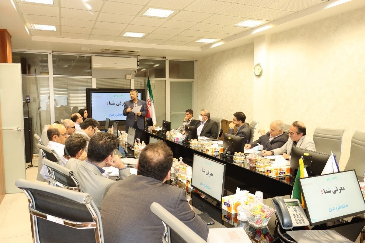 برگزاری اولین جلسه آموزشی «کاربرد هوش مصنوعی در صنعت نفت» برای مدیران اهداف