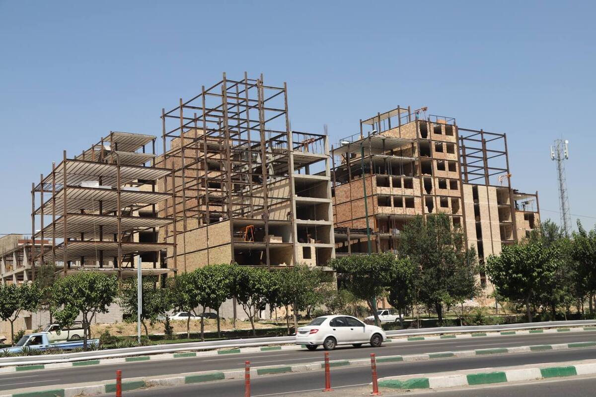 چه کسی حریم تهران را می‌فروشد؟ / تاییدها و تکذیب‌ها در مورد صدور پروانه های محرمانه