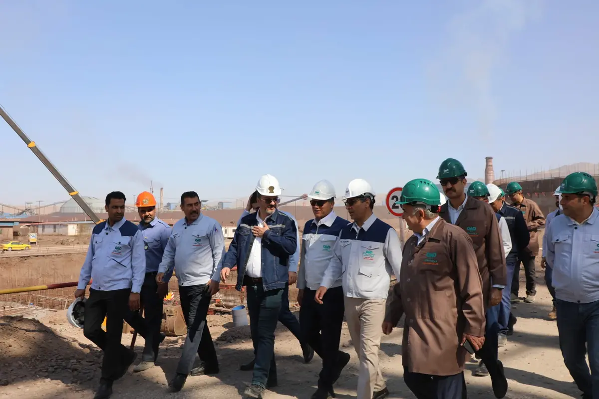 ویدیو / بازدید معاون سازمان انرژی اتمی از فولاد سنگان