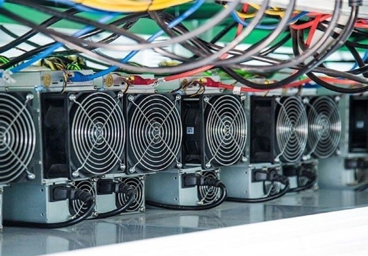 فعالیت ۶۰۰ هزار دستگاه ماینر غیرمجاز در کشور