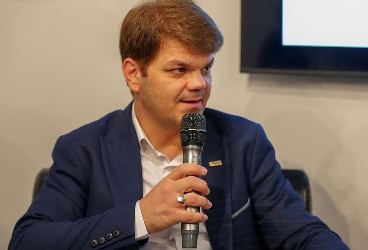 نقش دانش‌بنیان‌ها در تکمیل زنجیره بومی‌سازی فولاد مبارکه