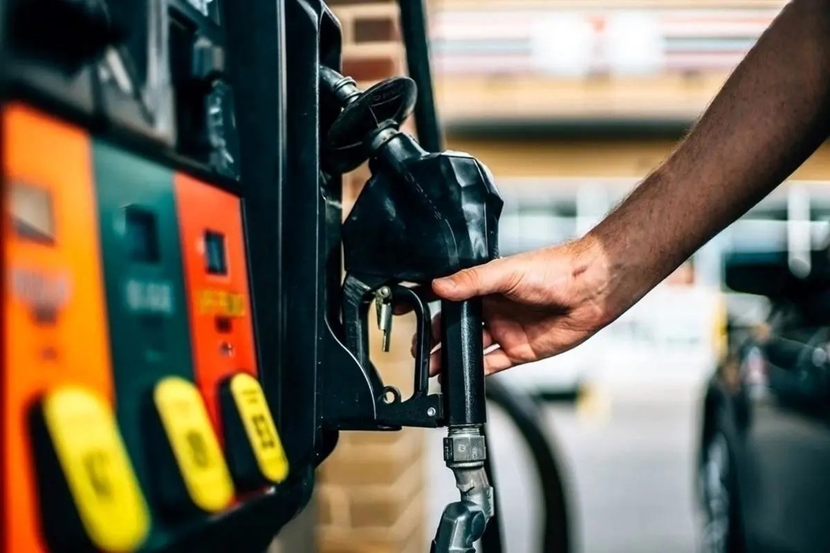 جزئیات قیمت بنزین خودروهای دولتی و نوشماره