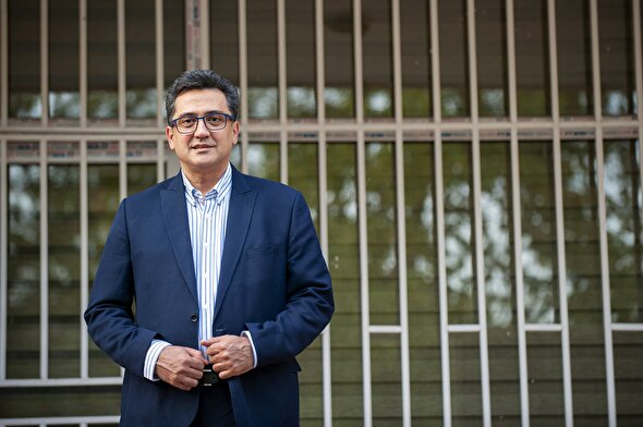 اگر اینترنت در کشور‌های دیگر گران است، درآمد‌ها نیز بیشتر است / کیفیت اینترنت کشور‌های دیگر با ایران قابل مقایسه نیست