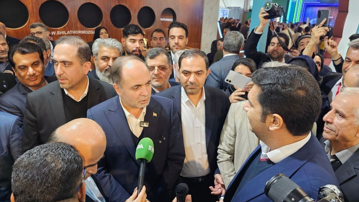 بازدید وزیر جهاد کشاورزی از کانتر آریاساسول در نمایشگاه شیلات بوشهر