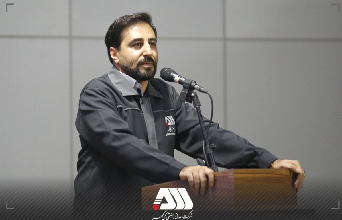 ایمان عتیقی مرد سال فولاد ایران شد 