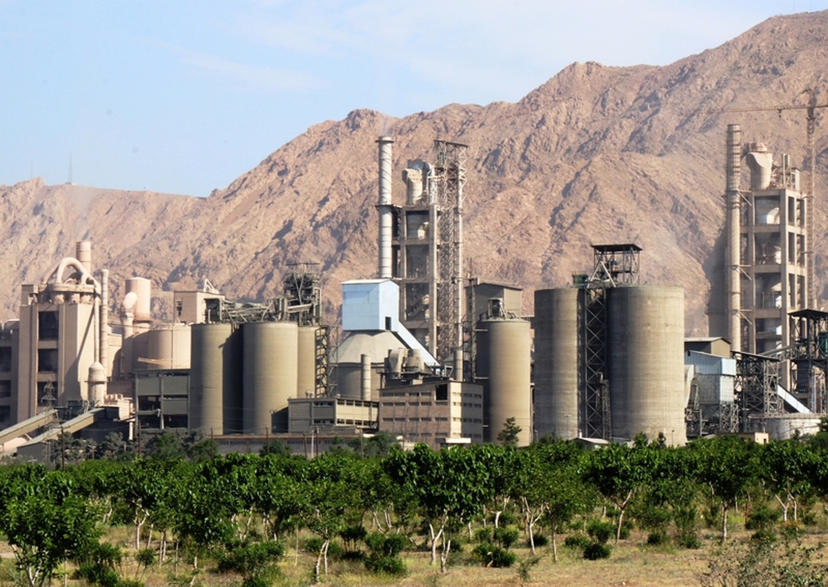 سیمان تهران؛ سود کلان با کاهش تولید و نفس‌های تنگ جنوب تهران