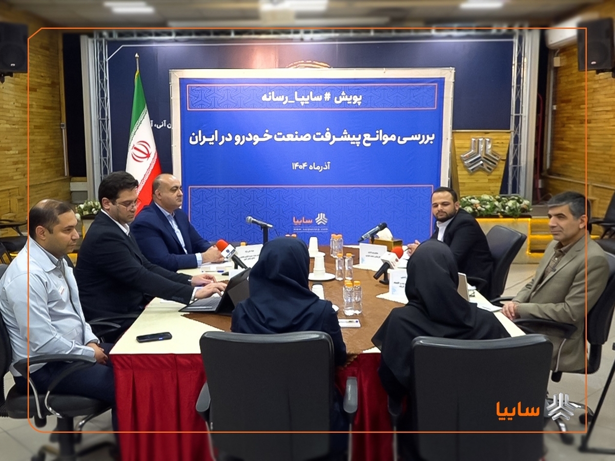 چگونه در دهه ۱۳۸۰، خودروسازی ایران به وابستگی رسید؟/ تعطیل‌کردن صنعت خودرو منطقی و امکان‌پذیر نیست