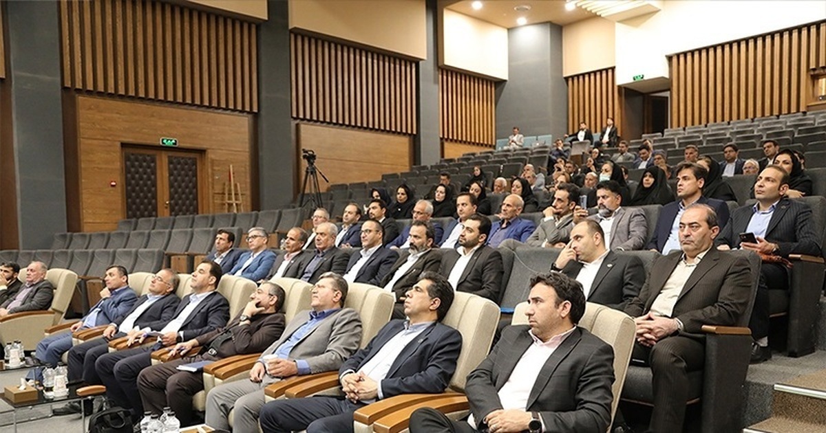 ویدیو / همایش مدیران ستاد و شعب سراسر کشور بیمه معلم