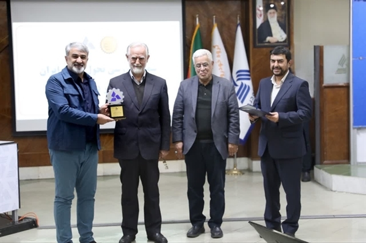 سمینار تحول صنعت ایران در چهار دهه اخیر در پارس‌خودرو برگزار شد/ تأکید شافعی بر تلاش خودروسازان برای توسعه