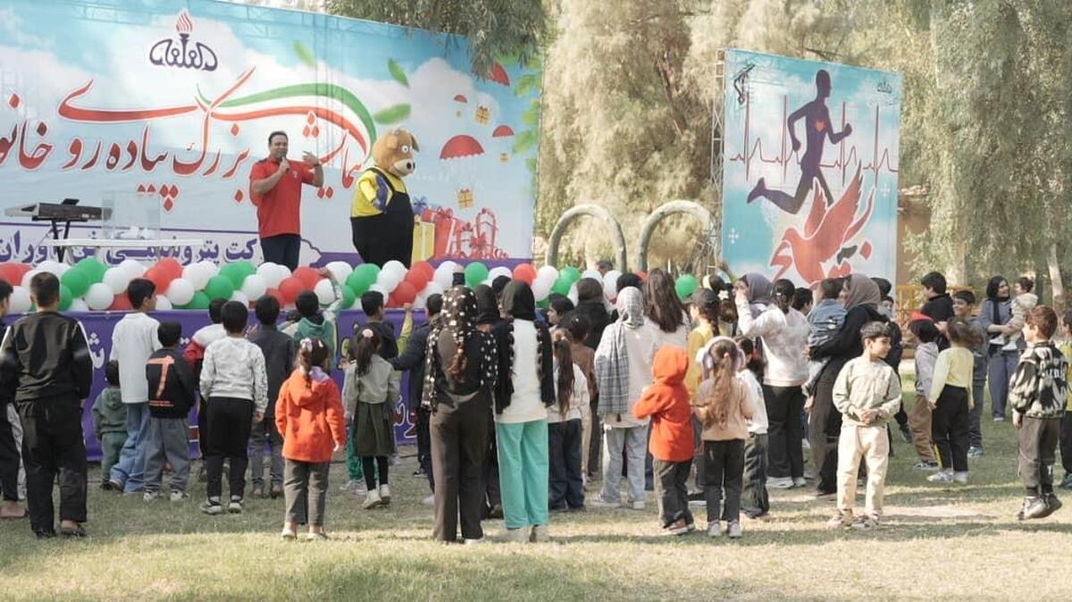 برگزاری همایش بزرگ پیاده‌روی خانوادگی پتروشیمی فن‌آوران