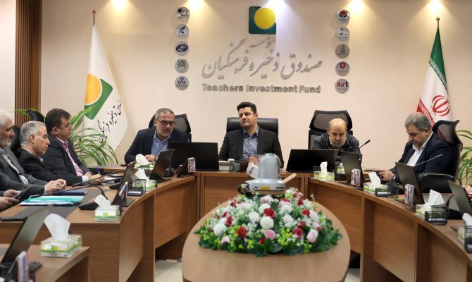 تداوم مسیر موفقیت در پتروفرهنگ؛ مراسم تودیع مدیرعامل هلدینگ ( گزارش تصویری)