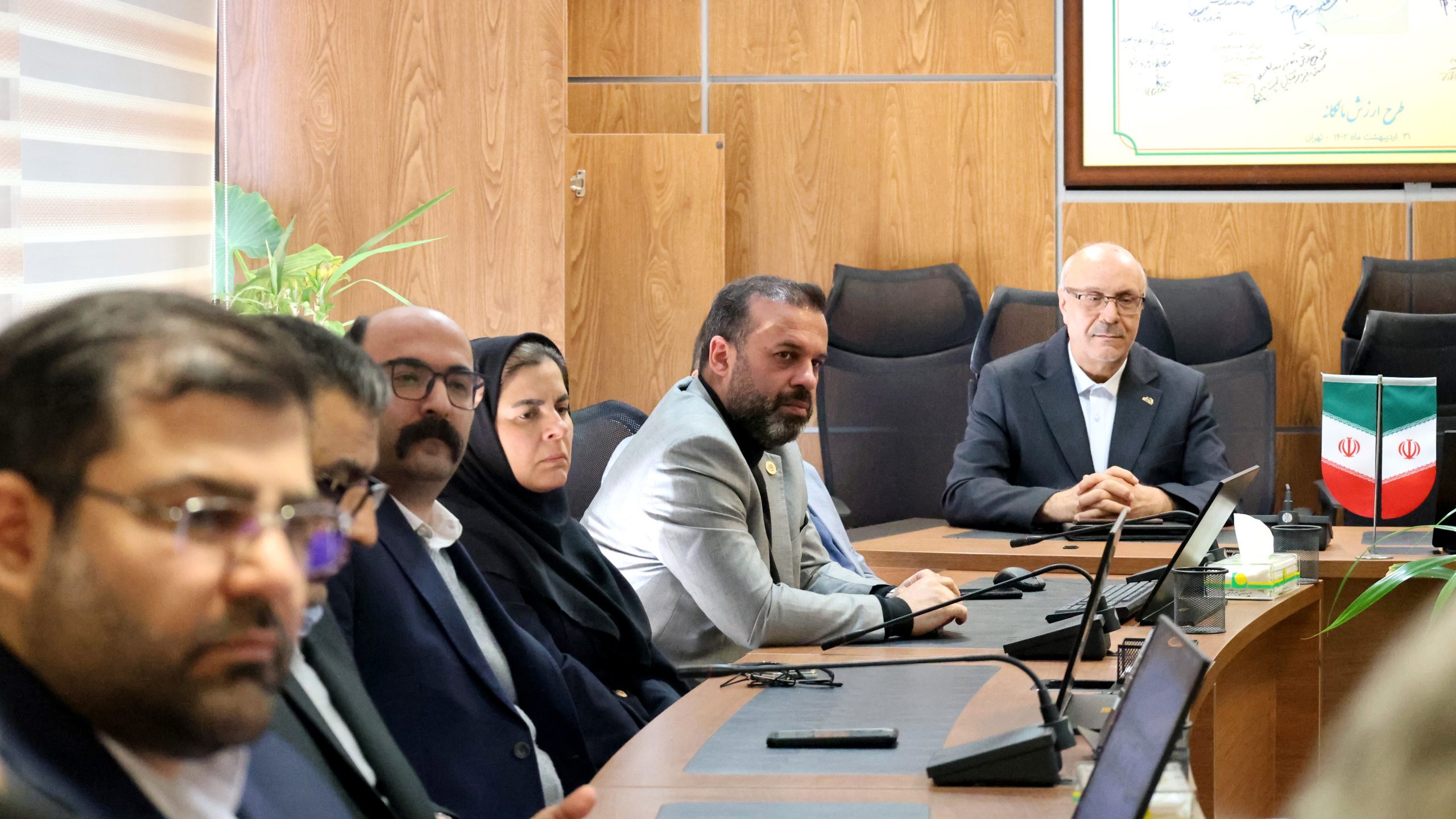 تداوم مسیر موفقیت در پتروفرهنگ؛ مراسم تودیع مدیرعامل هلدینگ ( گزارش تصویری)