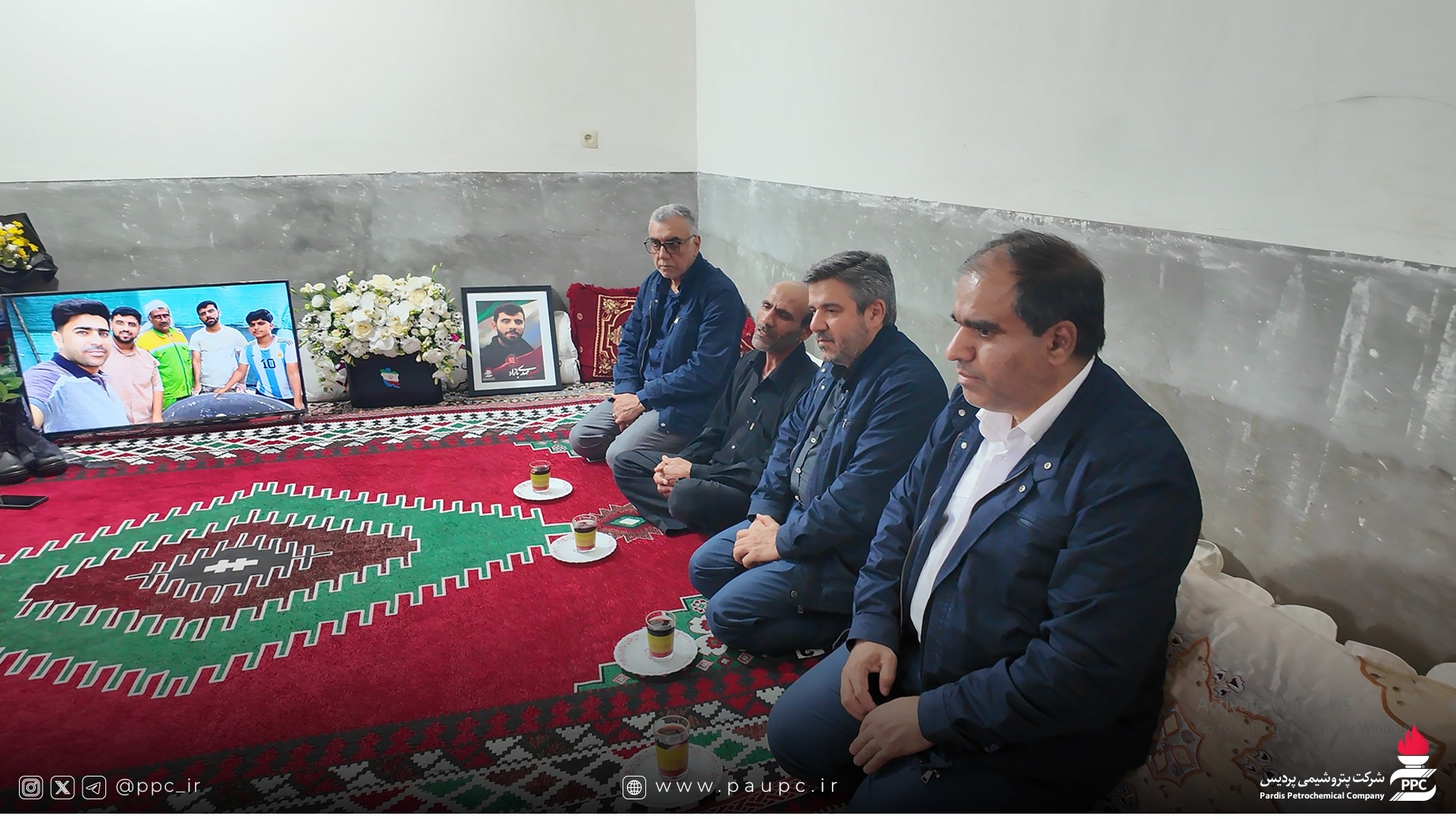 دیدار مدیرعامل پتروشیمی پردیس با خانواده شهدای جنگ رمضان در جم و سیراف