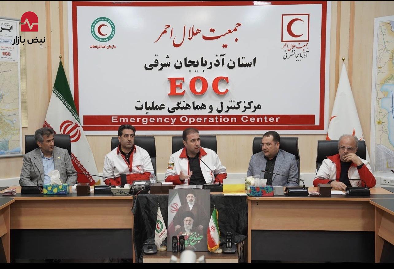 تجلیل بیمه البرز از ایثارگران هلال احمر در روز‌های بحرانی استان آذربایجان شرقی