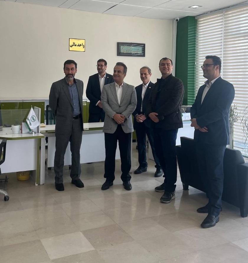 بازدید مدیرعامل بیمه البرز از شعبه رشت: پرداخت ۳۵ هزار میلیارد ریال خسارت در اوج جنگ، تبلور غیرت جهادی است