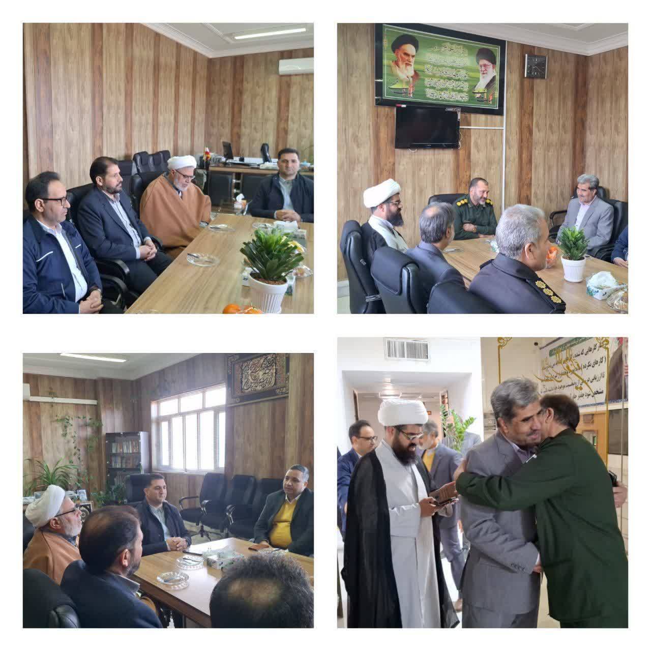 دیدار مدیر مجتمع فولاد قاینات و جمعی از مسئولان قائنات با فرمانده سپاه ناحیه شهرستان