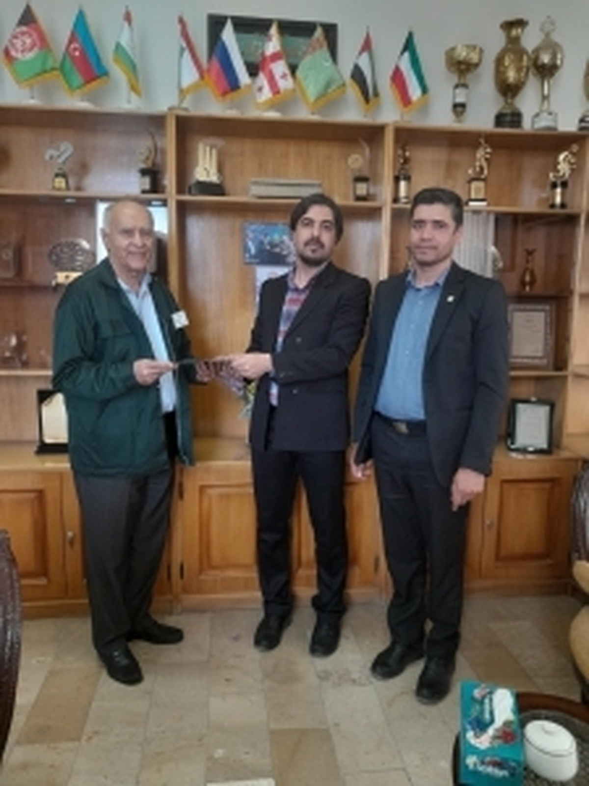 بیمه پاسارگاد پیشتاز در پرداخت خسارت بیمه گذاران بیمه پاسارگاد پیشتاز در پرداخت خسارت بیمه گذاران