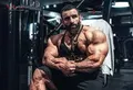 درخواست هادی چوپان از مقام معظم رهبری برای عفو توماج صالحی/این جوان را به زندگی برگردانید