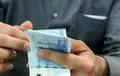 افزایش حقوق کارمندان در سال ۱۴۰۴ تصویب شد / حداقل دریافتی چقدر خواهد بود؟