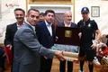 شوخی عجیب کریستیانو رونالدو با فرش دستباف ایرانی