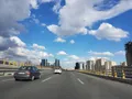 سقوط مینی‌بوس به دره در بزرگراه خرازی تهران